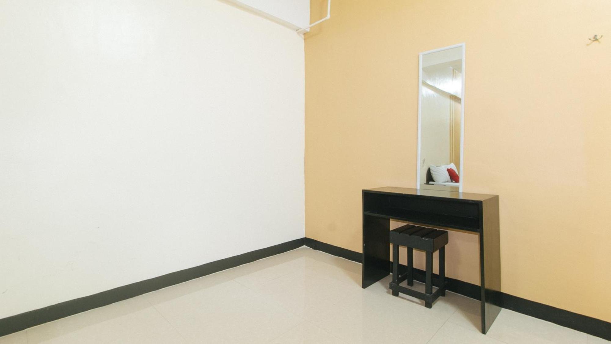 Reddoorz Near Sm City Muntinlupa San Pedro  Exterior foto